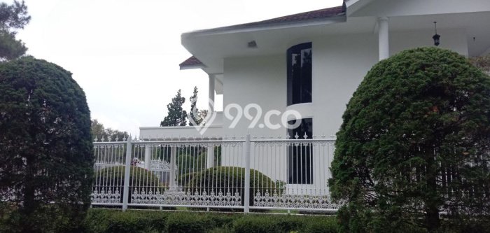 Hunian Mewah LB 300m2 Siap Huni Desain Elegan di Setiabudi, Bandung Hunian Mewah LB 300m2 Siap Huni Desain Elegan di Setiabudi, Bandung