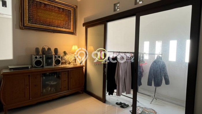 Dijual Cepat Rumah Favorit Siap Huni LB 200m2 di Arcamanik, Bandung Dijual Cepat Rumah Favorit Siap Huni LB 200m2 di Arcamanik, Bandung