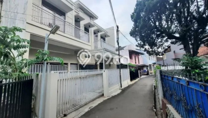Rumah Modern 17 KT LT 180m2 di Sayap Dago Rumah Modern 17 KT LT 180m2 di Sayap Dago