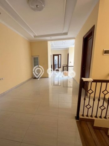 Ready to Use! Luxury House LT 140m2 Desain Elegan di Cikutra Ready to Use! Luxury House LT 140m2 Desain Elegan di Cikutra