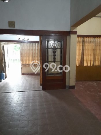 Rumah Mewah LB 200m2 Siap Pakai Desain Elegan di Riau, Bandung Rumah Mewah LB 200m2 Siap Pakai Desain Elegan di Riau, Bandung