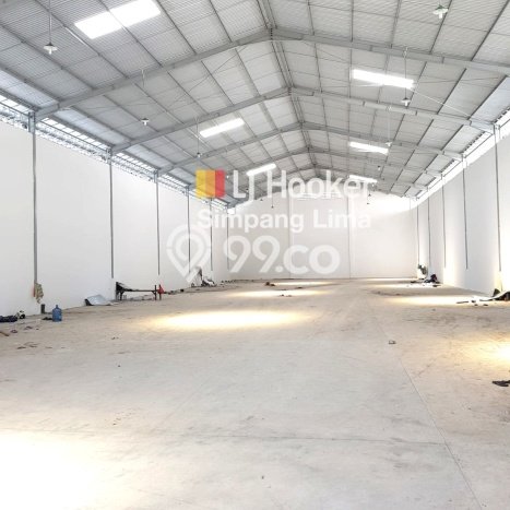Gudang Kawasan Komersial Kawasan Ngaliyan, Luas 867m², For Rent, Ready Digunakan Gudang Kawasan Komersial Kawasan Ngaliyan, Luas 867m², For Rent, Ready Digunakan