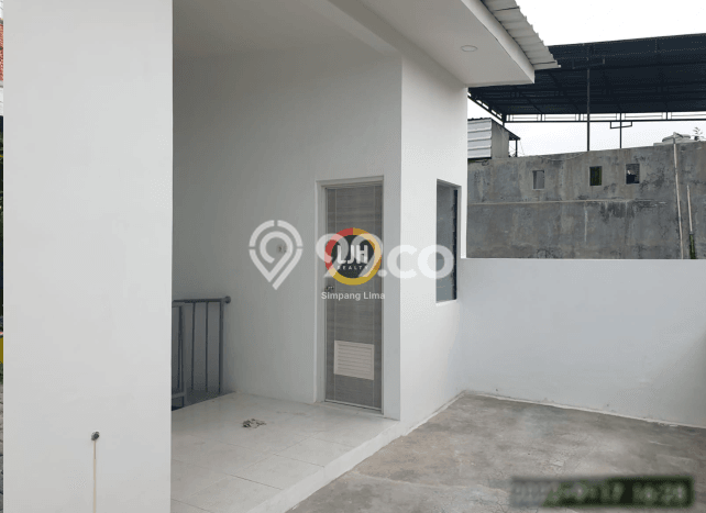 Dijual Rumah Eksklusif 4 KT di Graha Padma, Semarang Dijual Rumah Eksklusif 4 KT di Graha Padma, Semarang