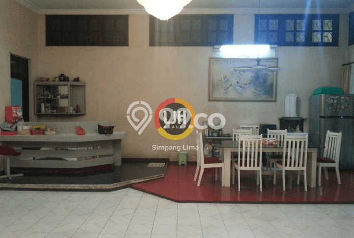 Rumah Elit Modern Siap Huni di Sekayu Semarang Rumah Elit Modern Siap Huni di Sekayu Semarang