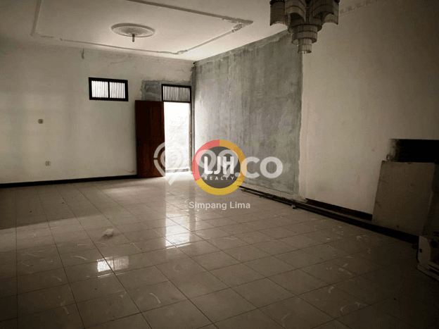 Ruko Bagus LT 662m2 LB 662m2 Dijual di Pedurungan Semarang Ruko Bagus LT 662m2 LB 662m2 Dijual di Pedurungan Semarang