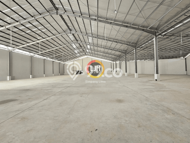 Gudang Dijual Lokasi Stratagis di Ngaliyan Semarang Cocok untuk Investasi Gudang Dijual Lokasi Stratagis di Ngaliyan Semarang Cocok untuk Investasi