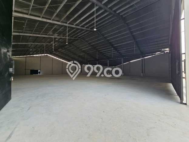 Unit Gudang Paling Strategis di Ngaliyan Semarang dengan LB 1300m2 Unit Gudang Paling Strategis di Ngaliyan Semarang dengan LB 1300m2