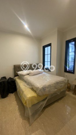For Sale! Premium House LT 198m2 Desain Elegan di Alam Sutera For Sale! Premium House LT 198m2 Desain Elegan di Alam Sutera