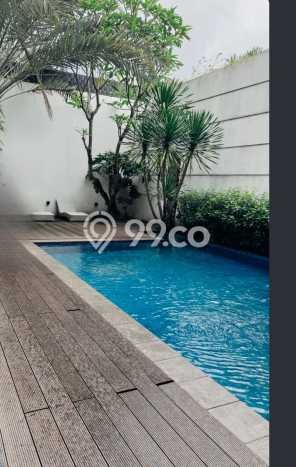 Rumah Luxury Modern Tanpa Renovasi di Pondok Indah Jakarta Selatan Rumah Luxury Modern Tanpa Renovasi di Pondok Indah Jakarta Selatan