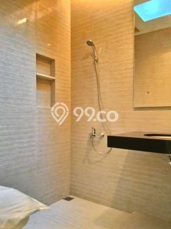 Rumah Luas Asri 2 KT Siap Huni di Graha Raya Bintaro Tangerang Selatan Rumah Luas Asri 2 KT Siap Huni di Graha Raya Bintaro Tangerang Selatan