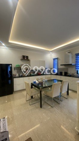 For Sale! Premium House LT 198m2 Desain Elegan di Alam Sutera For Sale! Premium House LT 198m2 Desain Elegan di Alam Sutera