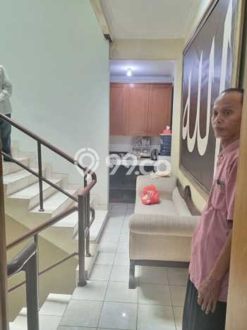 Untuk Dijual! Ruko di Kalibata Jakarta Selatan LT 125m2 / LB 300m2 Kawasan Bisnis Untuk Dijual! Ruko di Kalibata Jakarta Selatan LT 125m2 / LB 300m2 Kawasan Bisnis