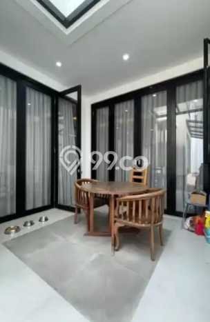 Best Deal Hunian Premium Ideal dan Luas di Menteng, Jakarta Pusat Best Deal Hunian Premium Ideal dan Luas di Menteng, Jakarta Pusat