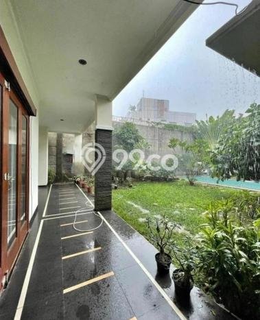 Rumah Eksklusif Siap Huni LT 733m2 di Menteng, Jakarta Pusat Rumah Eksklusif Siap Huni LT 733m2 di Menteng, Jakarta Pusat