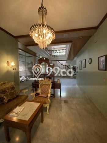 Jual Rumah Luas Megah Dengan View Eksklusif di Mampang, Jakarta Selatan Jual Rumah Luas Megah Dengan View Eksklusif di Mampang, Jakarta Selatan