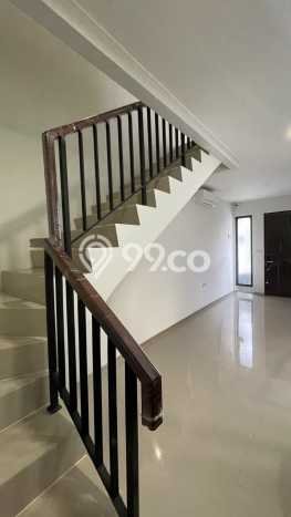 Rumah Strategis Modern Lb 62m2 di Serpong, Tangerang Selatan Rumah Strategis Modern Lb 62m2 di Serpong, Tangerang Selatan