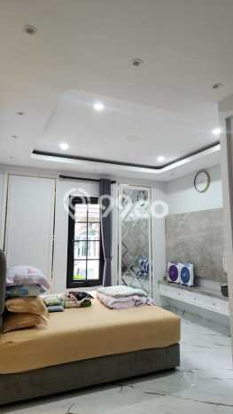 Rumah Elit LB 200m2 Siap Pakai Desain Elegan di Alam Sutera, Tangerang Rumah Elit LB 200m2 Siap Pakai Desain Elegan di Alam Sutera, Tangerang