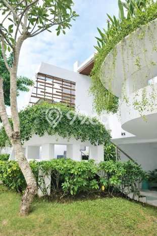 FOR SALE! Vila Kawasan , Luas 155m2m², Lokasi Strategis FOR SALE! Vila Kawasan , Luas 155m2m², Lokasi Strategis
