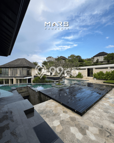 DIJUAL! Vila di , Luas 1870m2m², Posisi Strategis DIJUAL! Vila di , Luas 1870m2m², Posisi Strategis