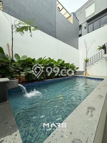 Siap Huni Rumah Mewah 4 Kamar di Kebayoran Baru Dekat ke Mana Pun Siap Huni Rumah Mewah 4 Kamar di Kebayoran Baru Dekat ke Mana Pun