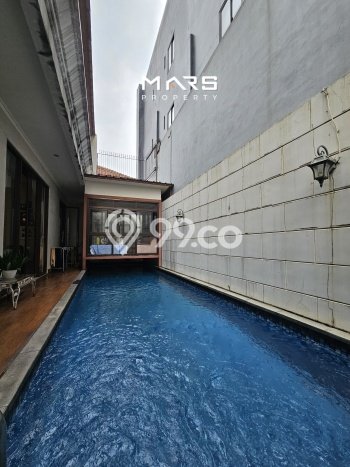 Rumah Elit Modern Tanpa Renovasi di Cipete Jakarta Selatan Rumah Elit Modern Tanpa Renovasi di Cipete Jakarta Selatan