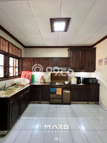 Dijual Rumah Premium dengan Fasilitas Sekitar Komplit di Kebayoran Baru, Jakarta Selatan Dijual Rumah Premium dengan Fasilitas Sekitar Komplit di Kebayoran Baru, Jakarta Selatan