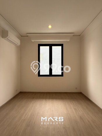 Siap Huni Rumah Mewah 4 Kamar di Kebayoran Baru Dekat ke Mana Pun Siap Huni Rumah Mewah 4 Kamar di Kebayoran Baru Dekat ke Mana Pun