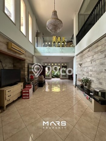 Dijual Rumah Mewah Megah Dengan View Eksklusif di Senopati, Jakarta Selatan Dijual Rumah Mewah Megah Dengan View Eksklusif di Senopati, Jakarta Selatan