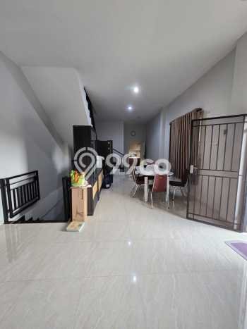 FOR SALE! Ruko di Pontianak Barat Pontianak, LT 420m2, LB 774m2 FOR SALE! Ruko di Pontianak Barat Pontianak, LT 420m2, LB 774m2