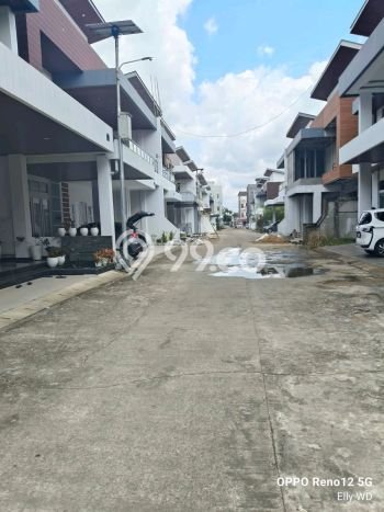 Dijual Rumah Premium dengan Fasilitas Sekitar Lengkap di Pontianak Tenggara, Pontianak Dijual Rumah Premium dengan Fasilitas Sekitar Lengkap di Pontianak Tenggara, Pontianak