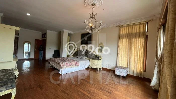 Jual Rumah Mewah Elegan Dengan View Cantik di Setiabudi, Bandung Jual Rumah Mewah Elegan Dengan View Cantik di Setiabudi, Bandung