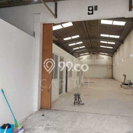 Unit Gudang Disewakan di Pasir Kaliki di Area Ramai & Strategis Unit Gudang Disewakan di Pasir Kaliki di Area Ramai & Strategis