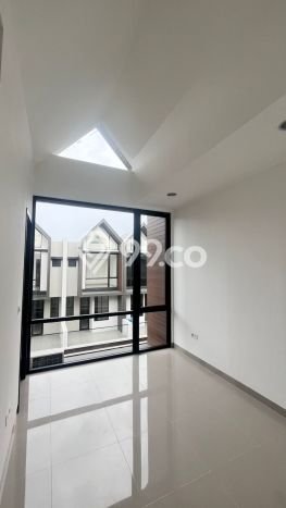 Rumah sewa siap pakai 3 Kamar Tidur di Pantai Indah Kapuk, Jakarta Utara Rumah sewa siap pakai 3 Kamar Tidur di Pantai Indah Kapuk, Jakarta Utara