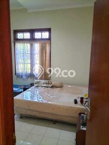 Rumah Minimalis 4 Kamar LT 210m2 di Srondol Rumah Minimalis 4 Kamar LT 210m2 di Srondol
