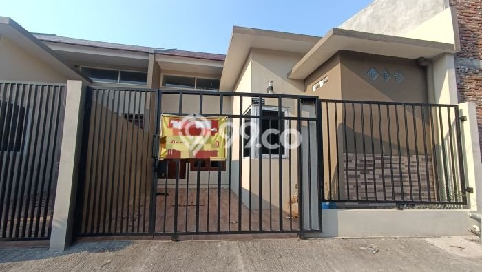 Rumah Luas Asri 2 KT Siap Huni di Kenconowungu Semarang Rumah Luas Asri 2 KT Siap Huni di Kenconowungu Semarang
