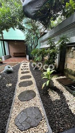 Disewakan! Rumah 5 Kamar Tidur &
5 Kamar Mandi di Bukit Sari, Semarang Disewakan! Rumah 5 Kamar Tidur &
5 Kamar Mandi di Bukit Sari, Semarang