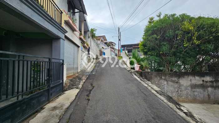 Dijual Rumah Strategis Bagus Punya 2 KT di Semarang Barat Semarang SHM Dijual Rumah Strategis Bagus Punya 2 KT di Semarang Barat Semarang SHM
