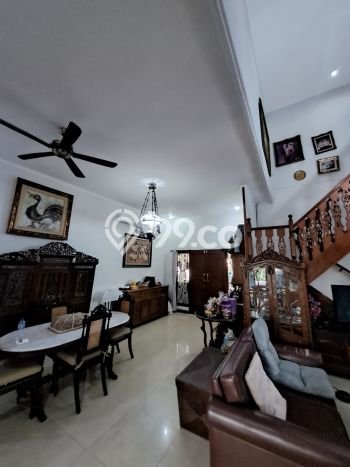 Siap Huni Hunian Elit 4 Kamar di Jagakarsa Dekat ke Mana Saja Siap Huni Hunian Elit 4 Kamar di Jagakarsa Dekat ke Mana Saja
