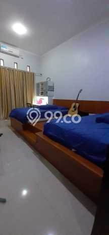 Rumah Nyaman area Bekasi, Bekasi, LT 310m² Bangunan 200m² Rumah Nyaman area Bekasi, Bekasi, LT 310m² Bangunan 200m²