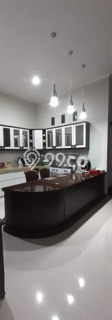 Rumah Nyaman area Bekasi, Bekasi, LT 310m² Bangunan 200m² Rumah Nyaman area Bekasi, Bekasi, LT 310m² Bangunan 200m²