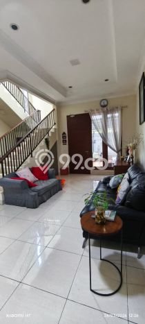 Rumah Elit Modern Tanpa Renovasi di harapan indah Bekasi Rumah Elit Modern Tanpa Renovasi di harapan indah Bekasi