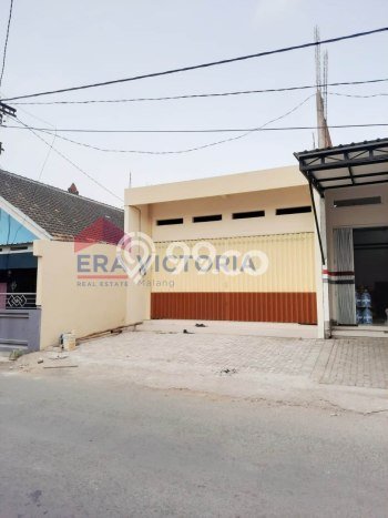 Ruko disewakan lokasi strategis Pakis Malang 180m2 Ruko disewakan lokasi strategis Pakis Malang 180m2