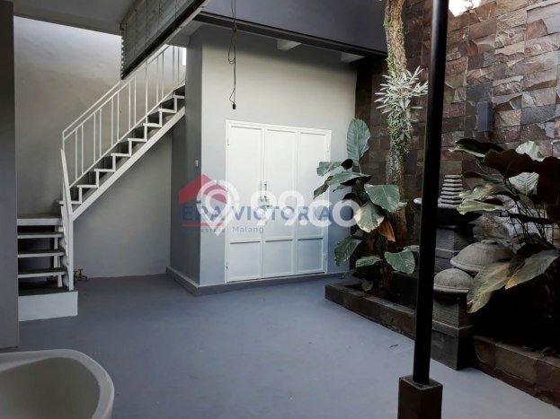 Rumah Bagus Siap Huni Di Sukun Luas 120m2 Lokasi Strategis Rumah Bagus Siap Huni Di Sukun Luas 120m2 Lokasi Strategis