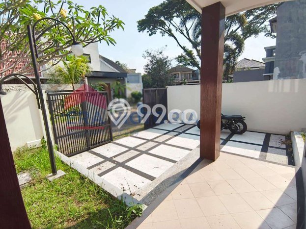 RARE UNIT! Rumah kawasan , 4 KT, Pemandangan Indah, Luas 200m2m² Bangunan 180m2m² RARE UNIT! Rumah kawasan , 4 KT, Pemandangan Indah, Luas 200m2m² Bangunan 180m2m²