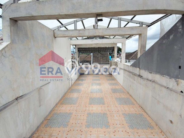 Disewakan! Rumah 3 Kamar Tidur &
1 Kamar Mandi di Tasikmadu, Malang Disewakan! Rumah 3 Kamar Tidur &
1 Kamar Mandi di Tasikmadu, Malang