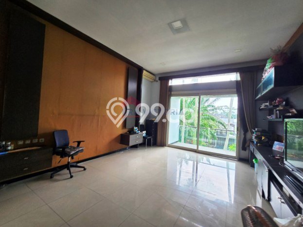 Disewakan! Rumah 4 Kamar Tidur &
4 Kamar Mandi di Araya, Malang Disewakan! Rumah 4 Kamar Tidur &
4 Kamar Mandi di Araya, Malang