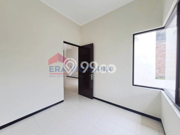 Rumah 2 KT 1 KM Pemandangan Laut di , Malang Rumah 2 KT 1 KM Pemandangan Laut di , Malang