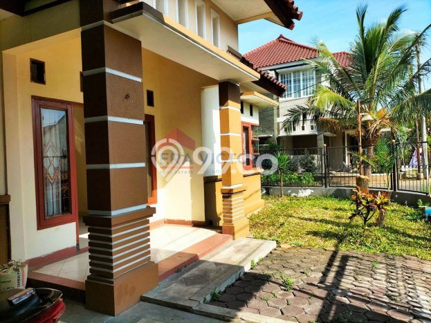 Rumah Bagus Siap Huni Di Blimbing Luas 150m2 Aman Rumah Bagus Siap Huni Di Blimbing Luas 150m2 Aman