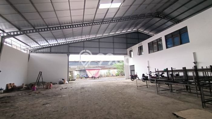 Gudang Kawasan , Luas 6500m2m², Area Komersial, Strategis Gudang Kawasan , Luas 6500m2m², Area Komersial, Strategis