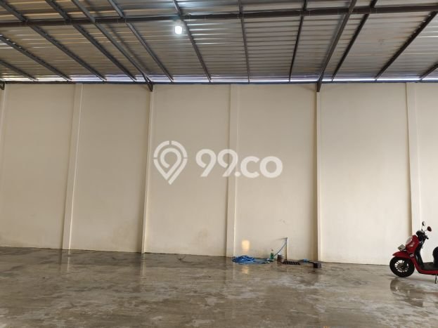 Gudang Dijual di Prime Area Badung Luas 400m2 Gudang Dijual di Prime Area Badung Luas 400m2